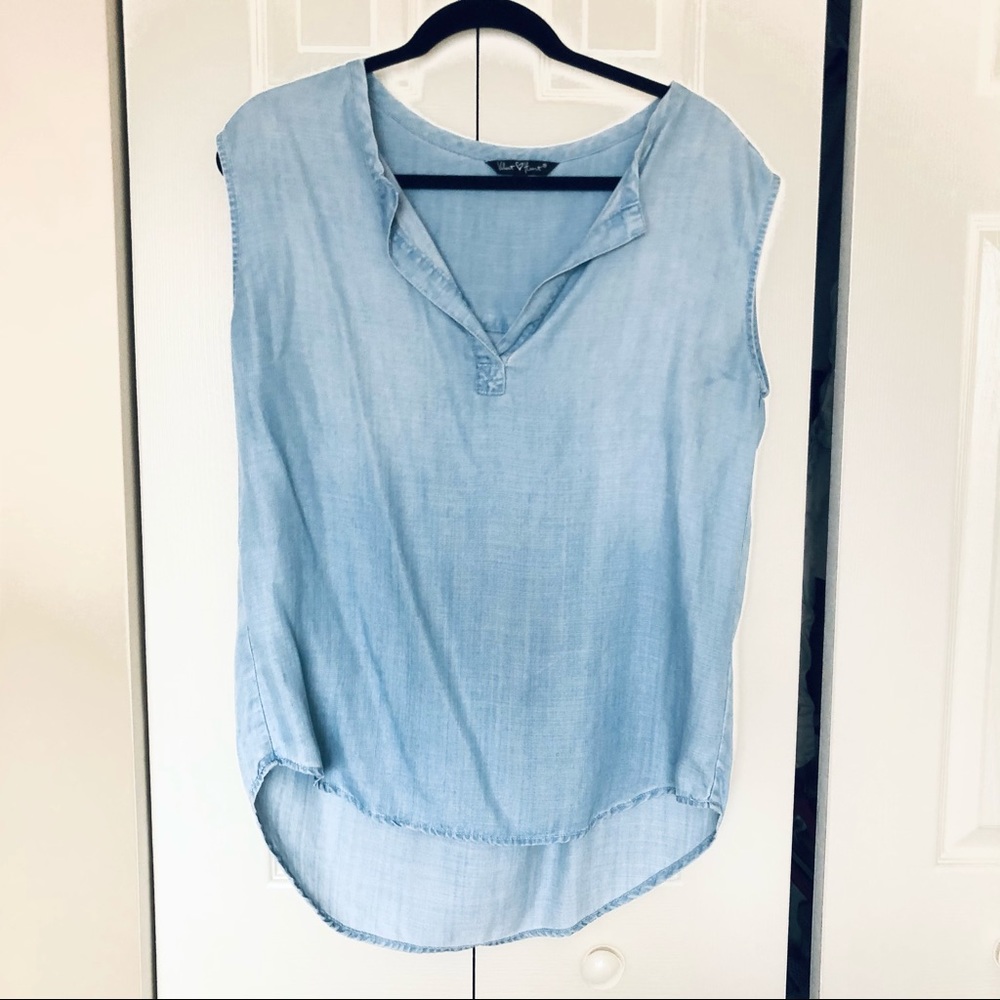 ⭐️Light Chambray Denim Flowy V-Neck Shirt